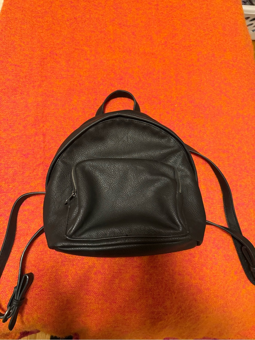 Universal Thread Black Mini Backpack